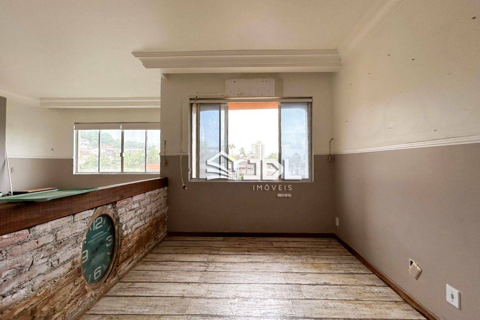 Apartamento à venda com 3 quartos, 121m² - Foto 4