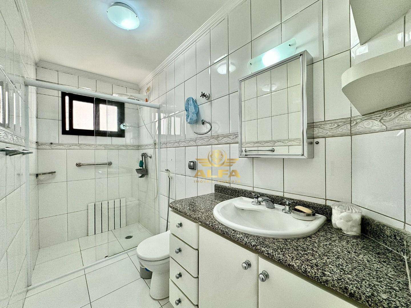 Apartamento à venda com 3 quartos, 136m² - Foto 19