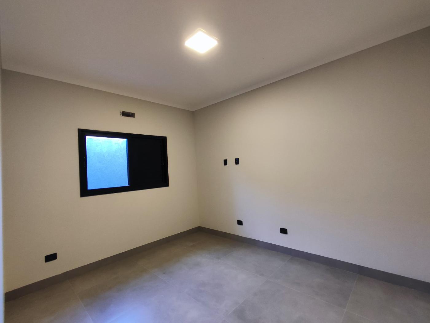 Casa à venda com 3 quartos, 360m² - Foto 2