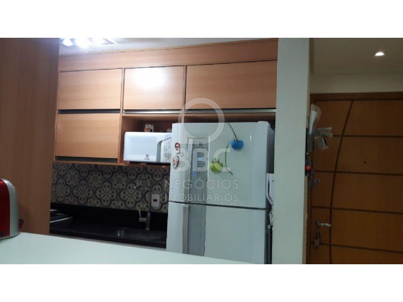 Apartamento à venda com 2 quartos, 50m² - Foto 11