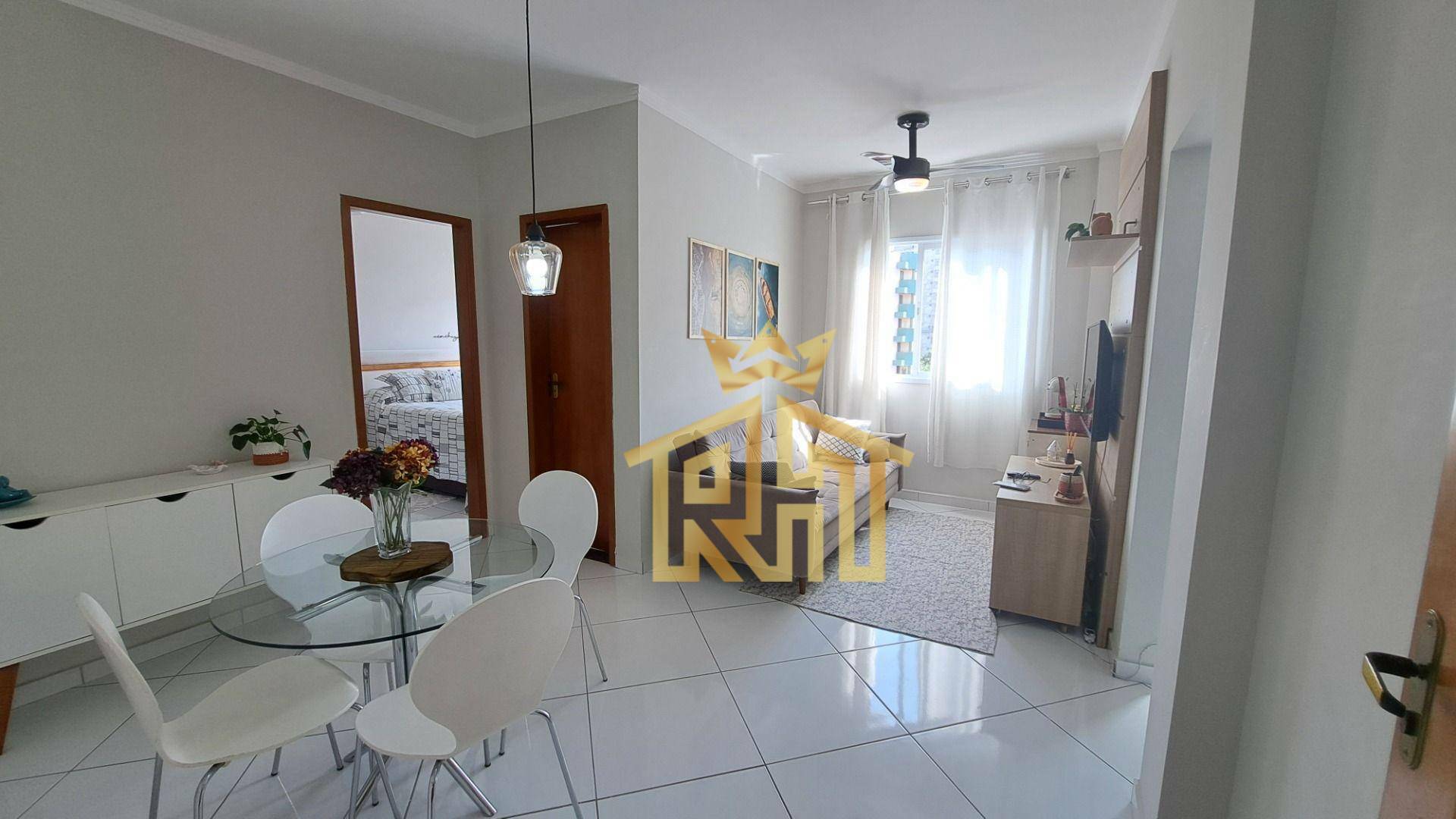 Apartamento à venda com 1 quarto, 45m² - Foto 2