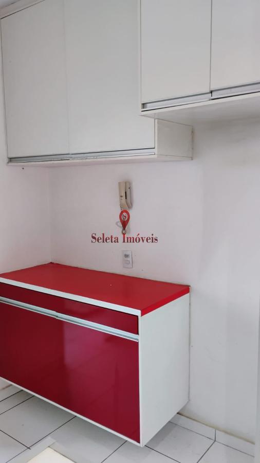 Apartamento para alugar com 2 quartos, 48m² - Foto 4