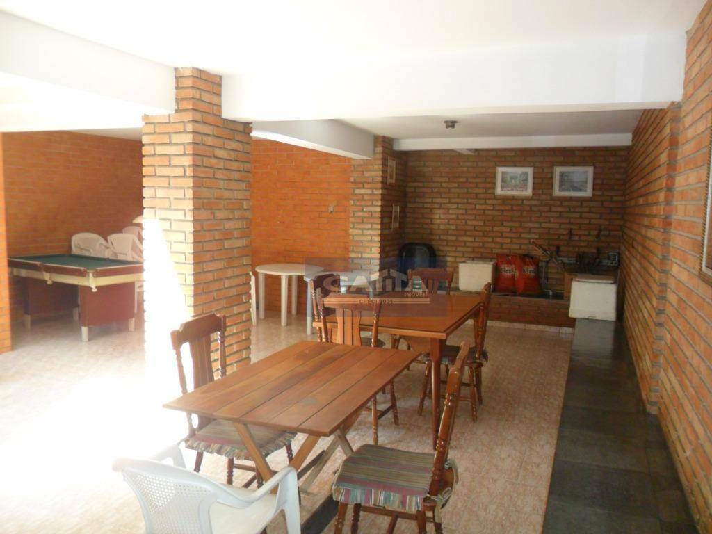 Casa à venda com 3 quartos, 368m² - Foto 20