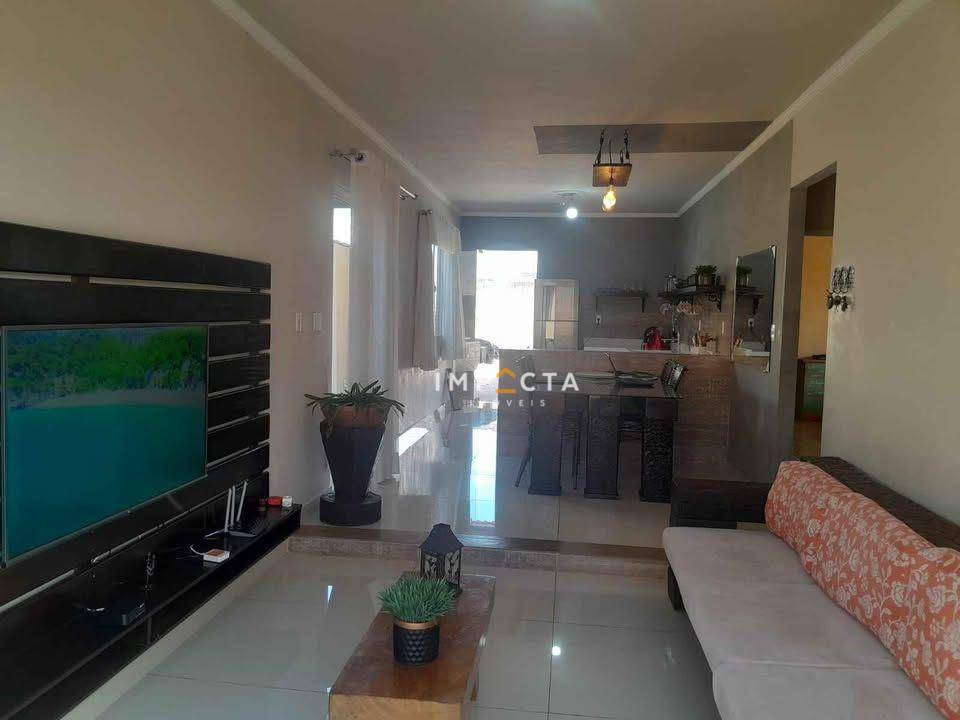 Casa à venda com 1 quarto, 300m² - Foto 2