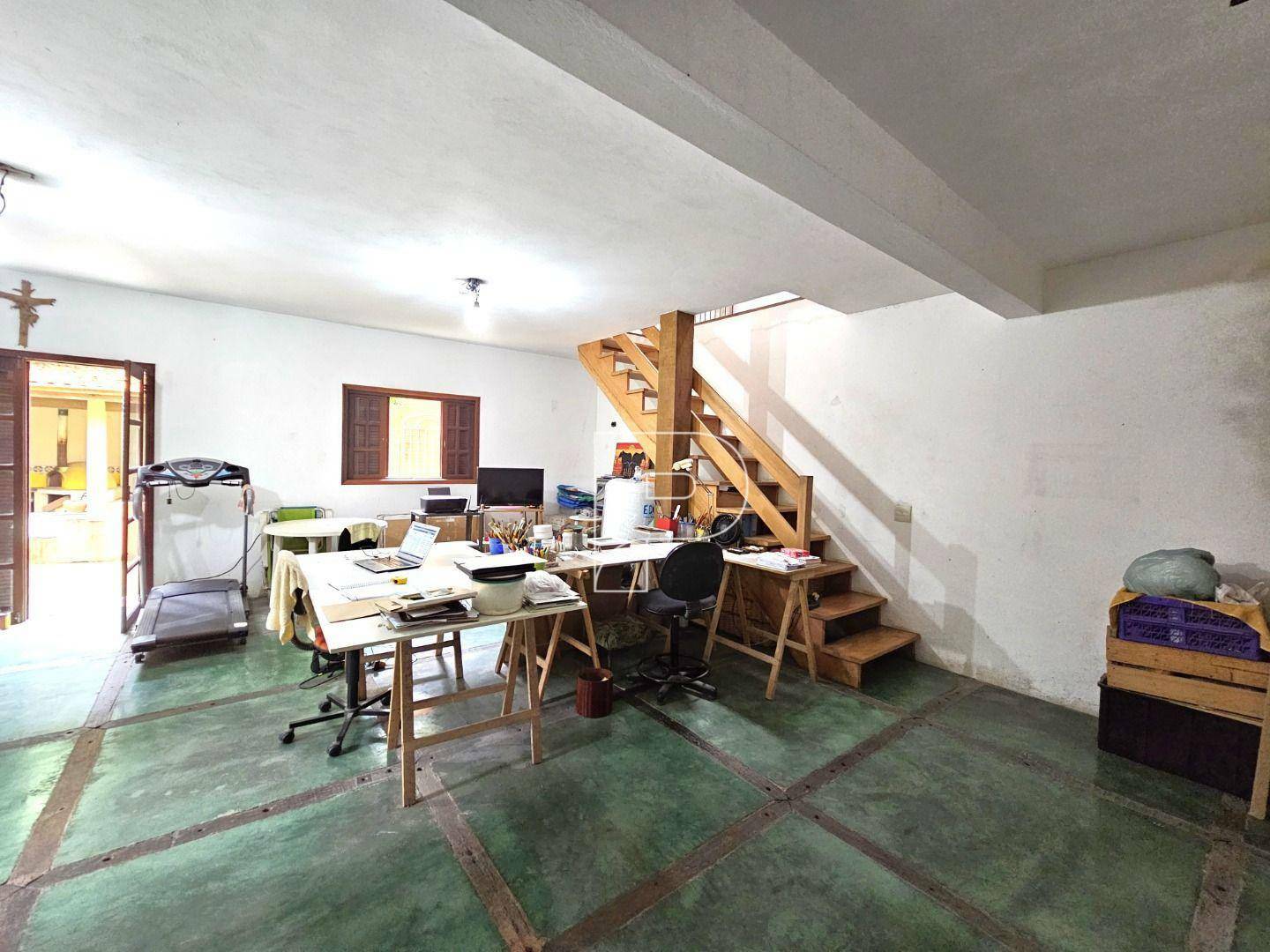 Casa à venda com 3 quartos, 250m² - Foto 30