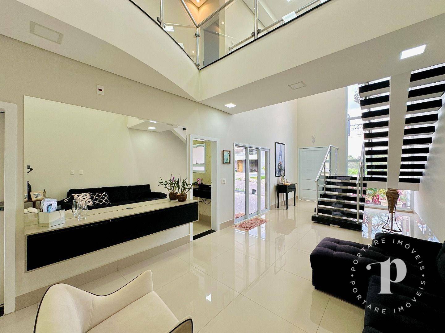 Casa de Condomínio à venda com 3 quartos, 323m² - Foto 1