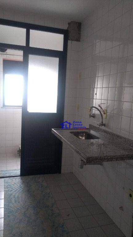 Apartamento à venda com 2 quartos, 49m² - Foto 2