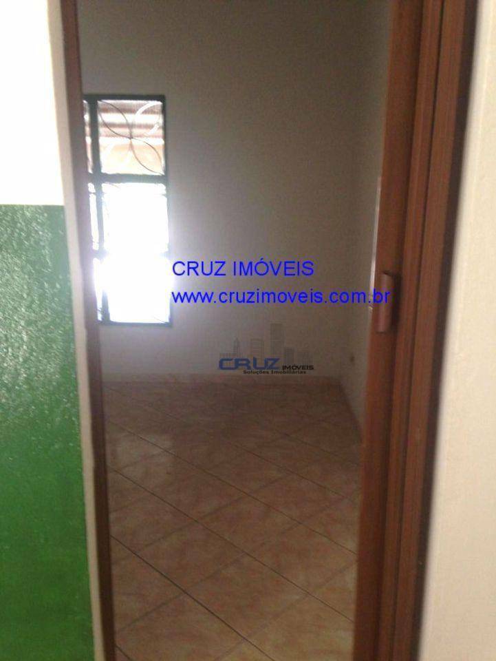 Casa à venda com 2 quartos, 150m² - Foto 12