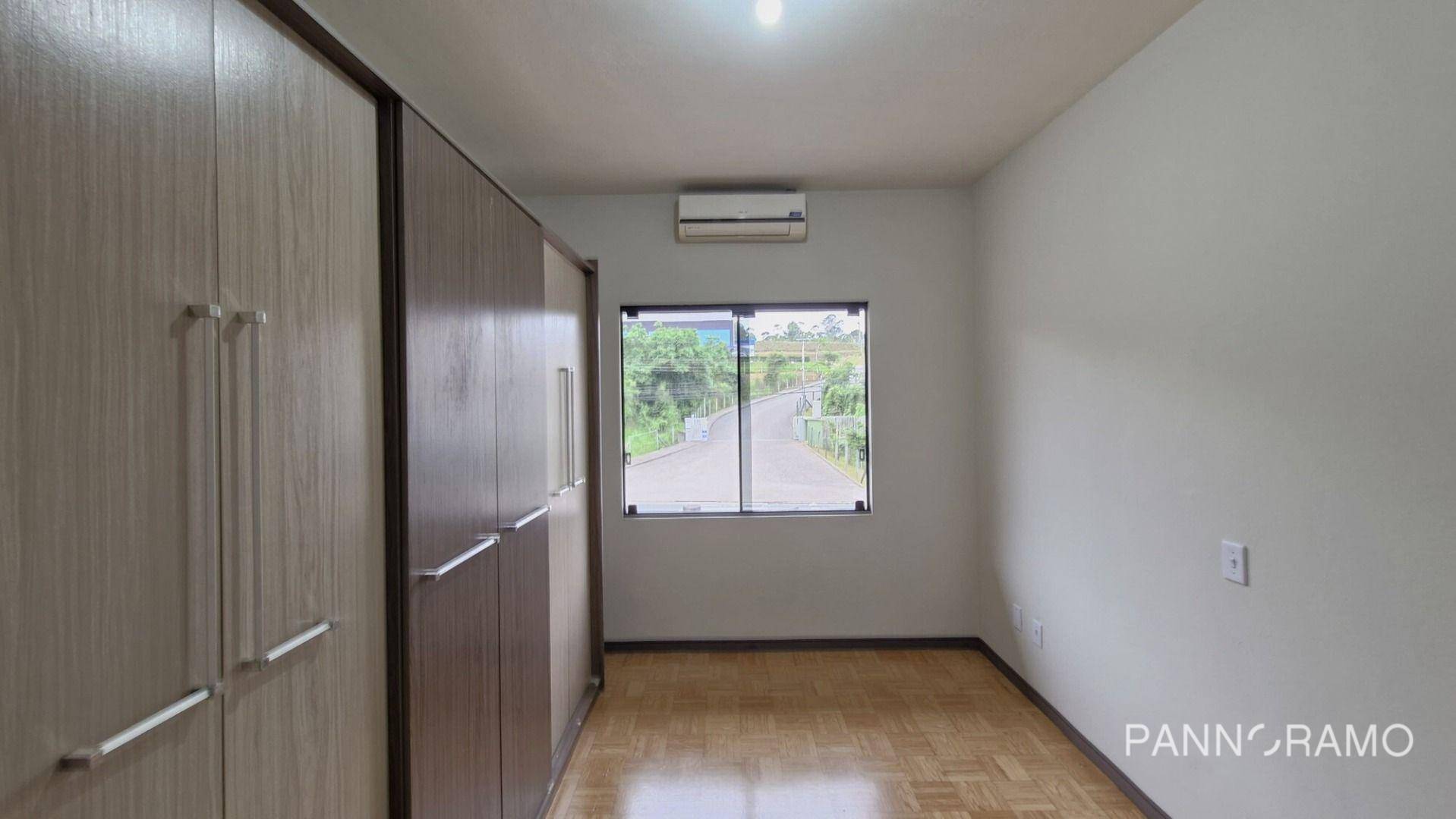 Casa para alugar com 5 quartos, 257m² - Foto 8