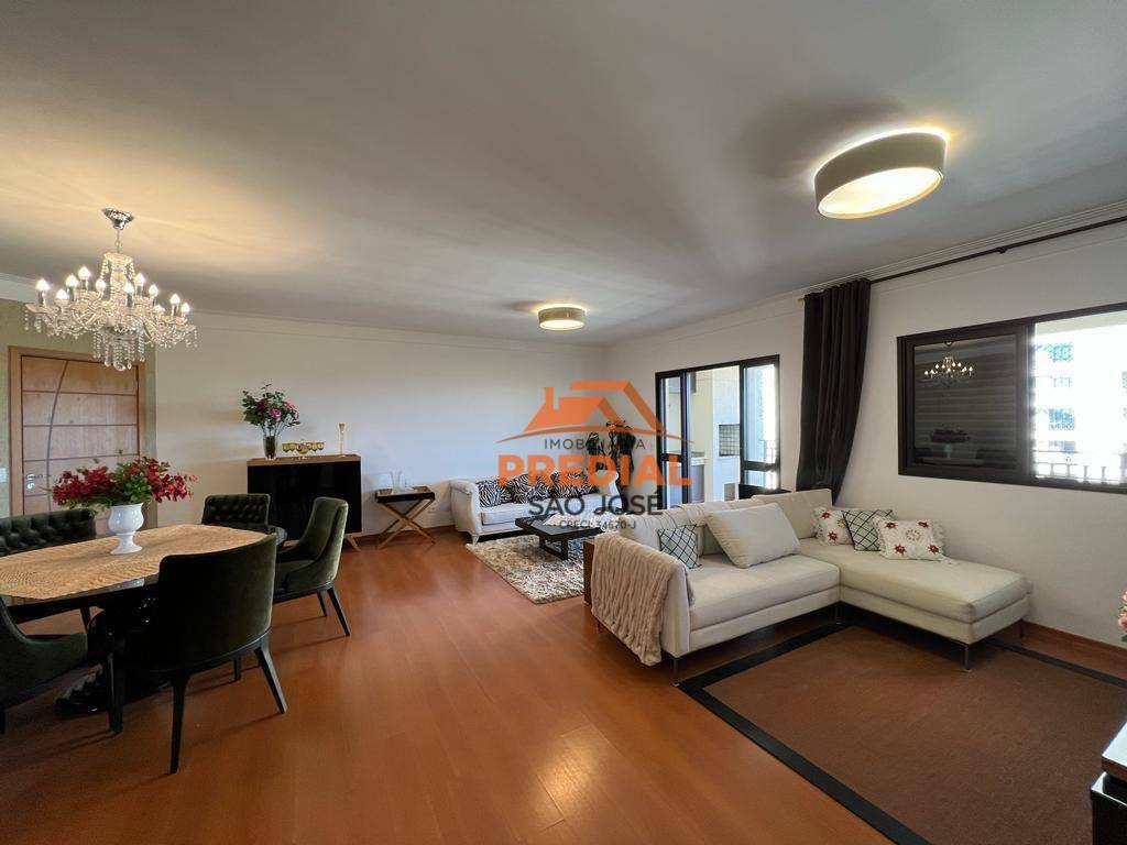 Apartamento à venda com 3 quartos, 157m² - Foto 7