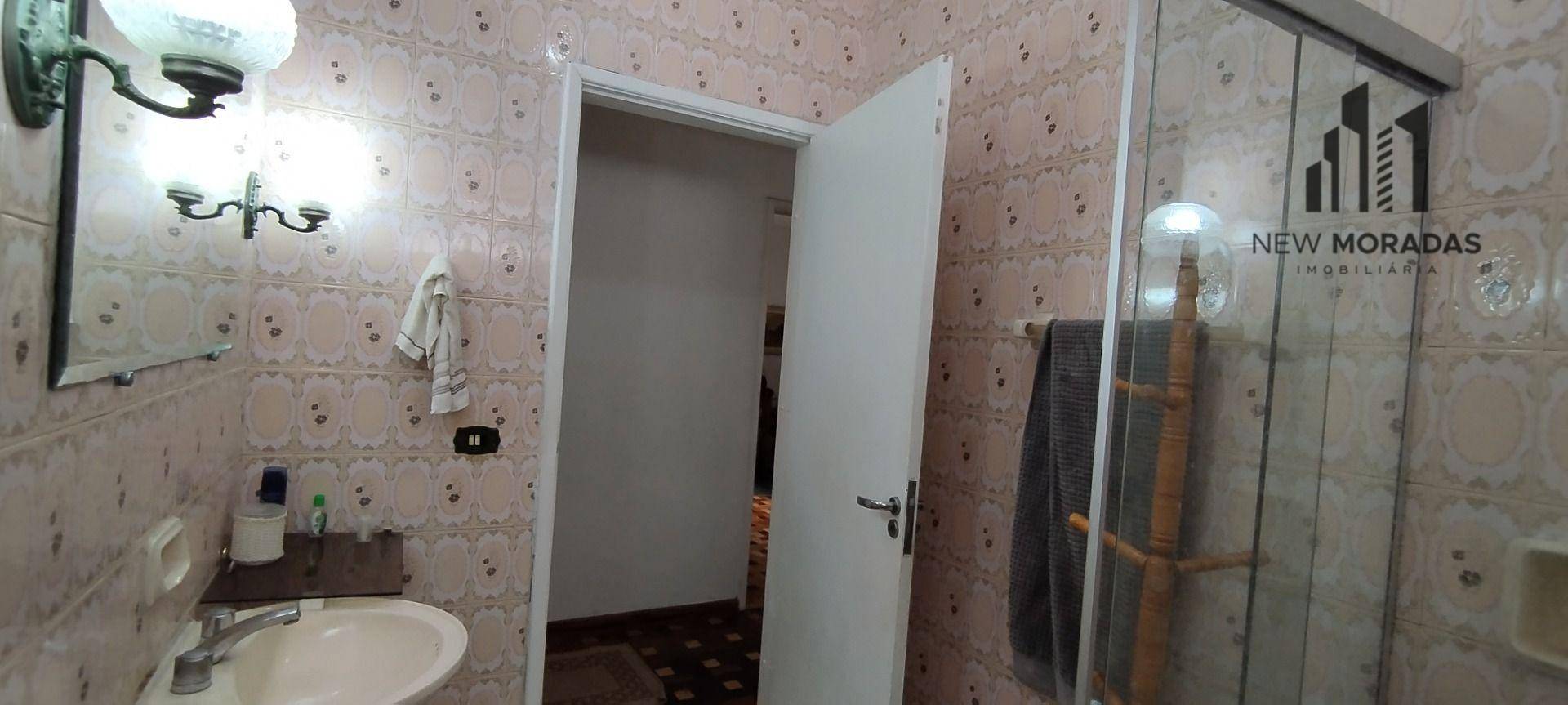 Casa à venda com 4 quartos, 200m² - Foto 24