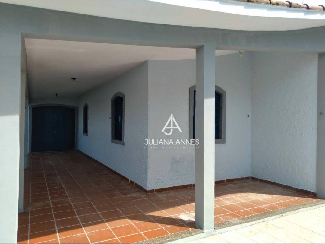 Casa à venda com 3 quartos, 340M2 - Foto 1