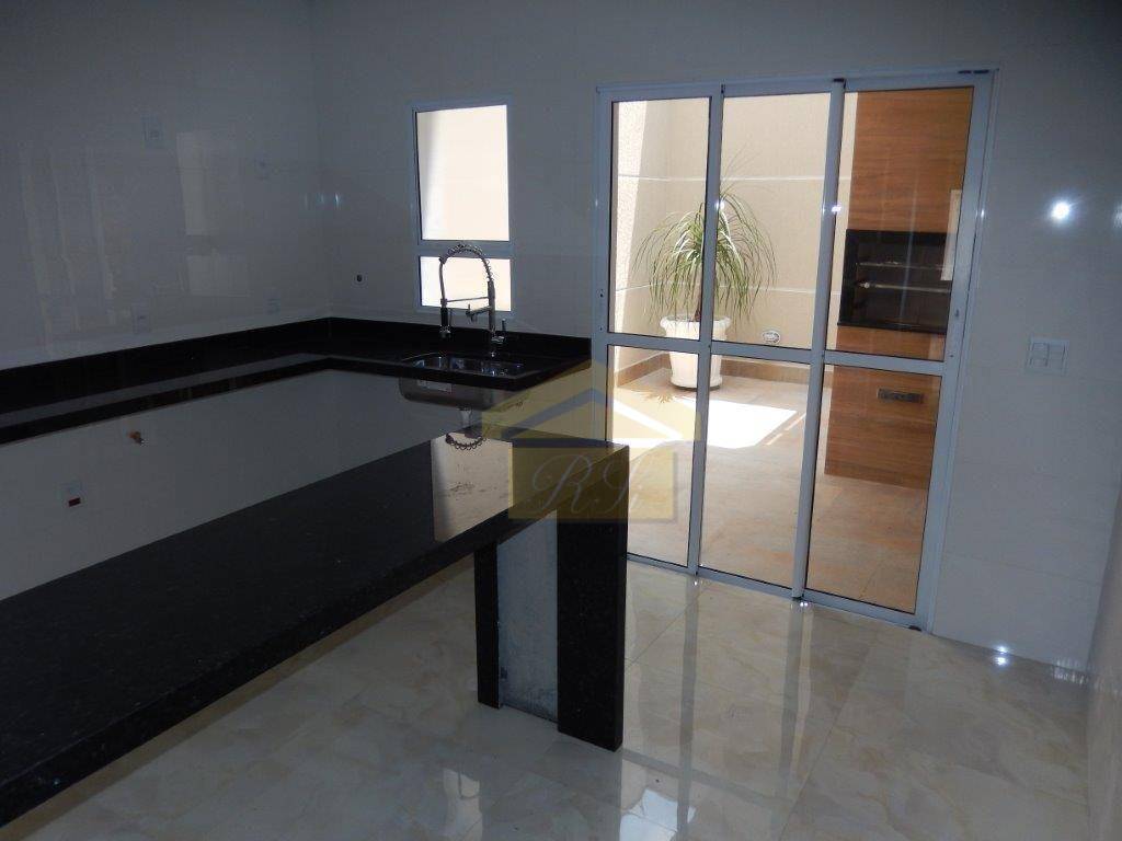 Sobrado à venda com 4 quartos, 200m² - Foto 19