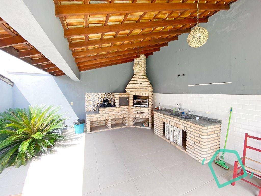 Casa de Condomínio à venda com 3 quartos, 239m² - Foto 32