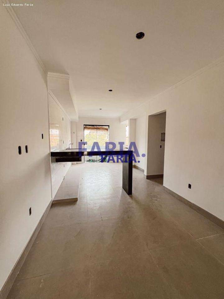 Apartamento à venda com 2 quartos, 47m² - Foto 3