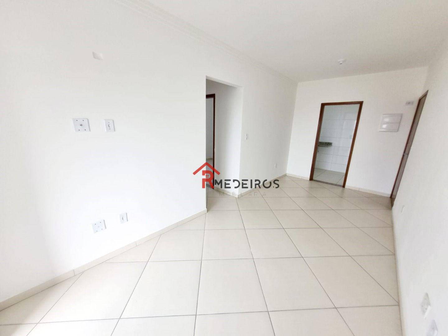 Apartamento à venda com 2 quartos, 60m² - Foto 3