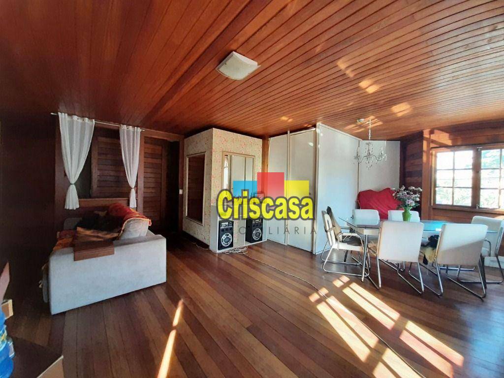 Sobrado à venda com 3 quartos, 500m² - Foto 1