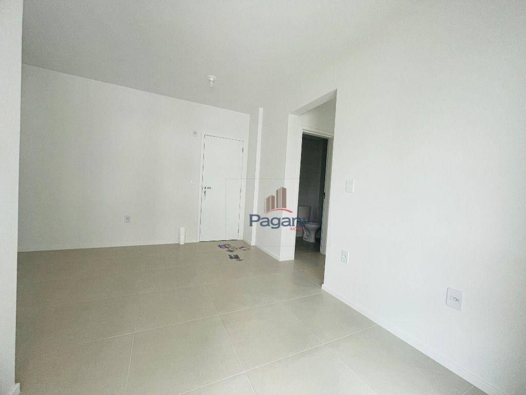 Apartamento à venda com 2 quartos, 55m² - Foto 11