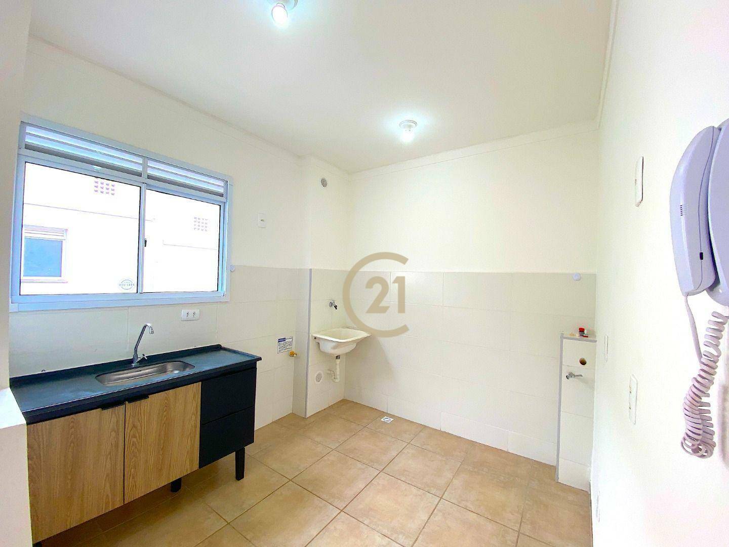 Apartamento para alugar com 2 quartos, 41m² - Foto 3