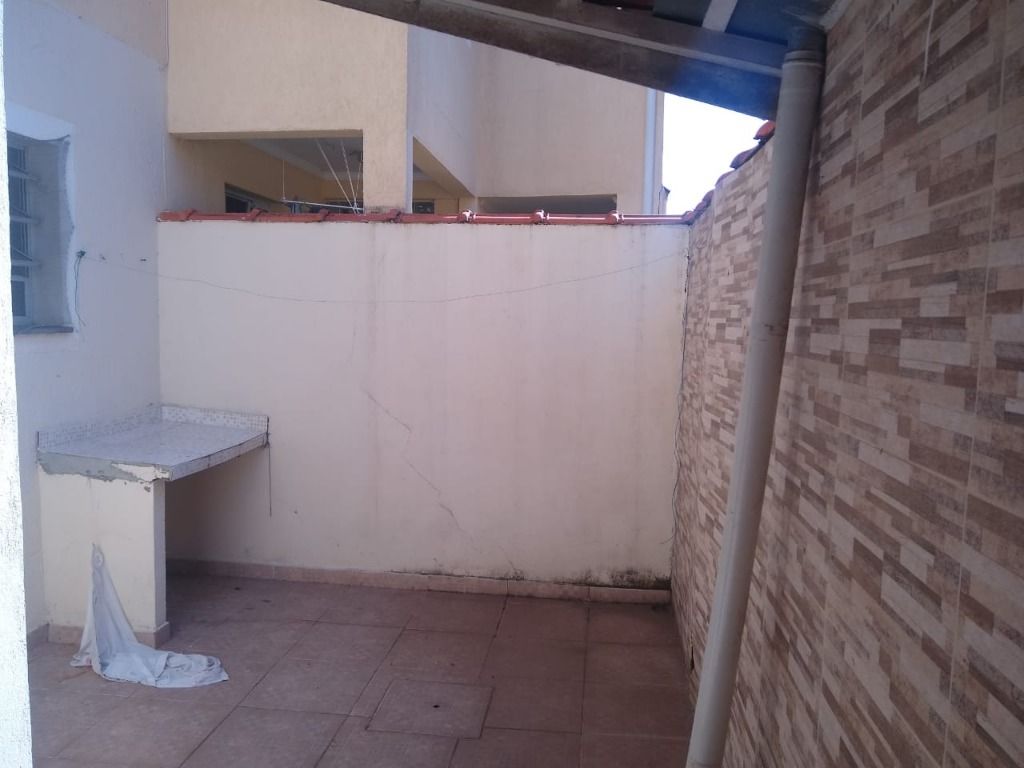 Casa de Condomínio à venda com 2 quartos, 65m² - Foto 26