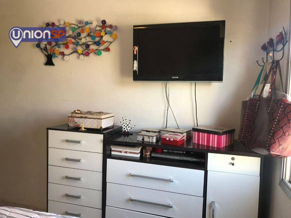 Apartamento à venda com 1 quarto, 43m² - Foto 13