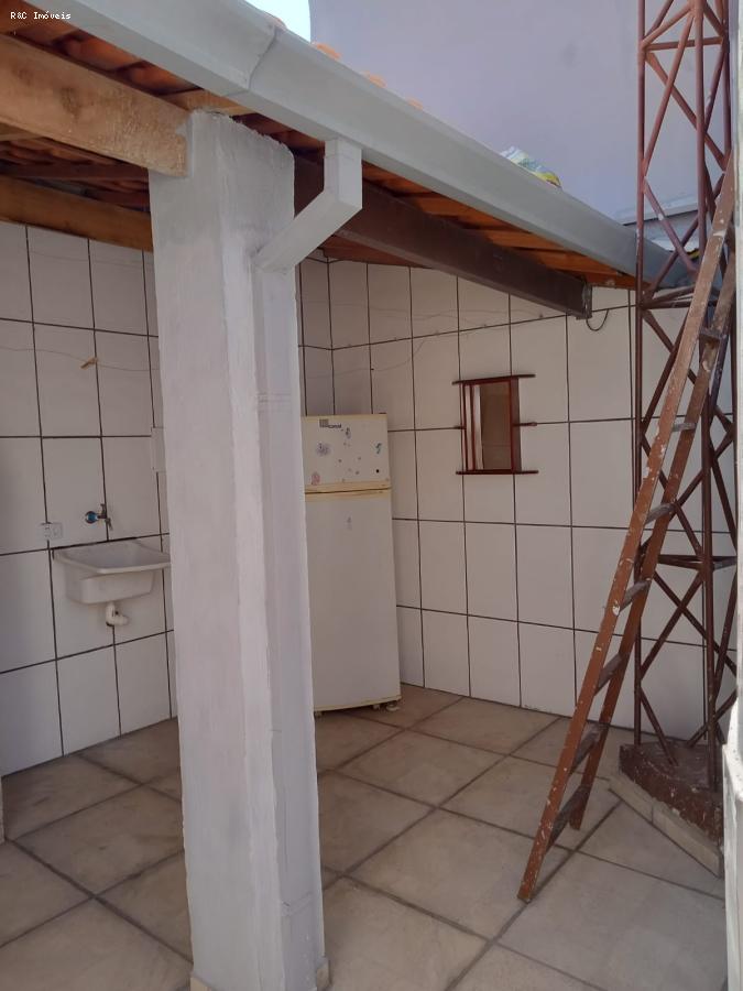 Casa para alugar com 2 quartos, 250m² - Foto 23