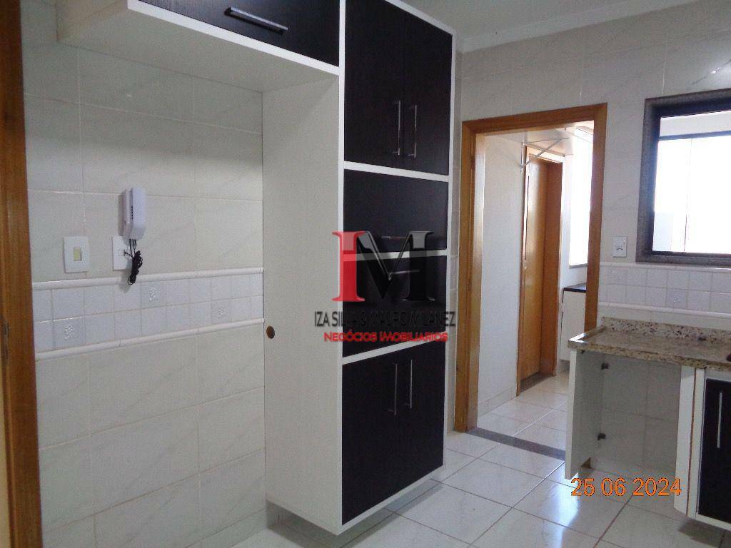 Apartamento para alugar com 3 quartos, 143M2 - Foto 28