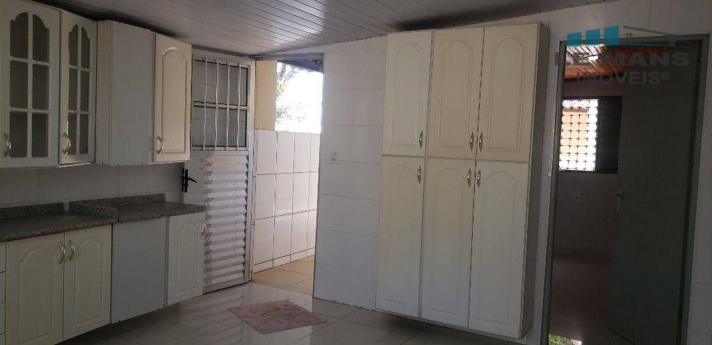 Casa à venda com 3 quartos, 170m² - Foto 15