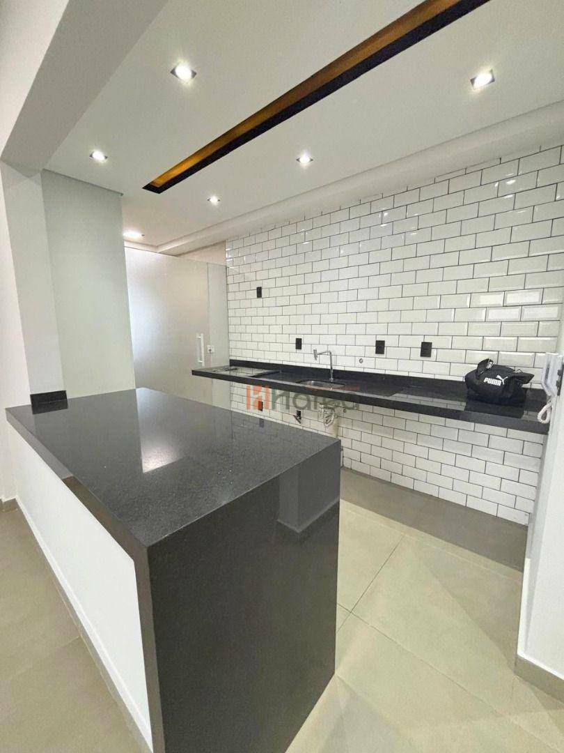 Apartamento à venda com 2 quartos, 70m² - Foto 21