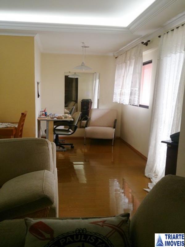 Apartamento à venda com 2 quartos, 72m² - Foto 3