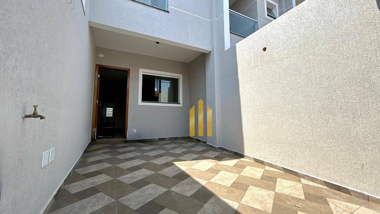 Sobrado à venda com 3 quartos, 110m² - Foto 2