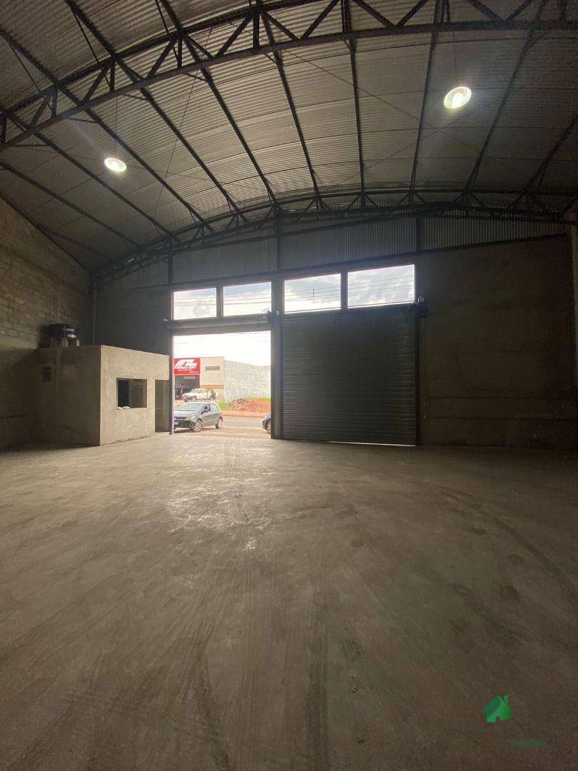 Depósito-Galpão-Armazém para alugar, 390m² - Foto 3