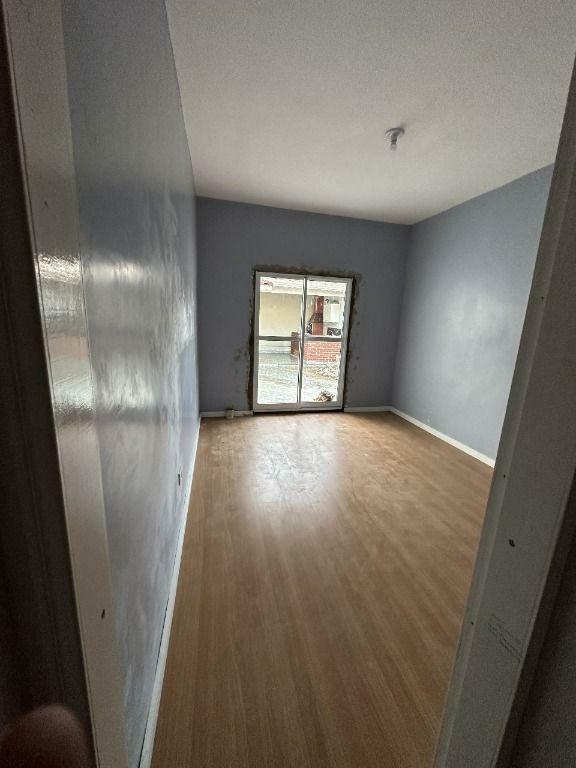 Casa à venda com 2 quartos, 150M2 - Foto 1