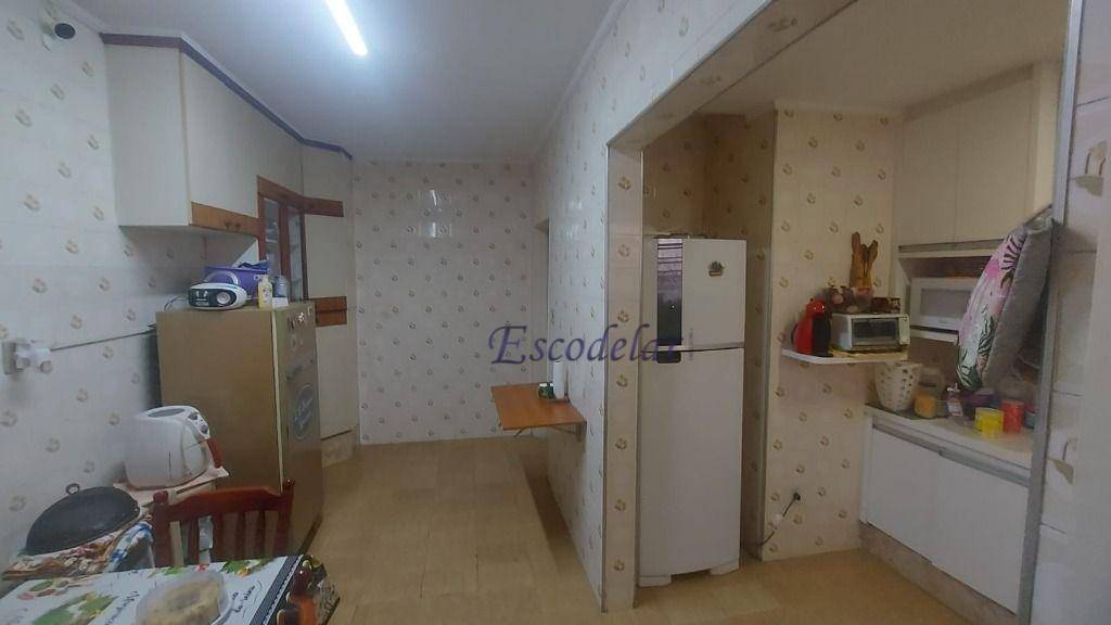 Sobrado à venda com 2 quartos, 130m² - Foto 13