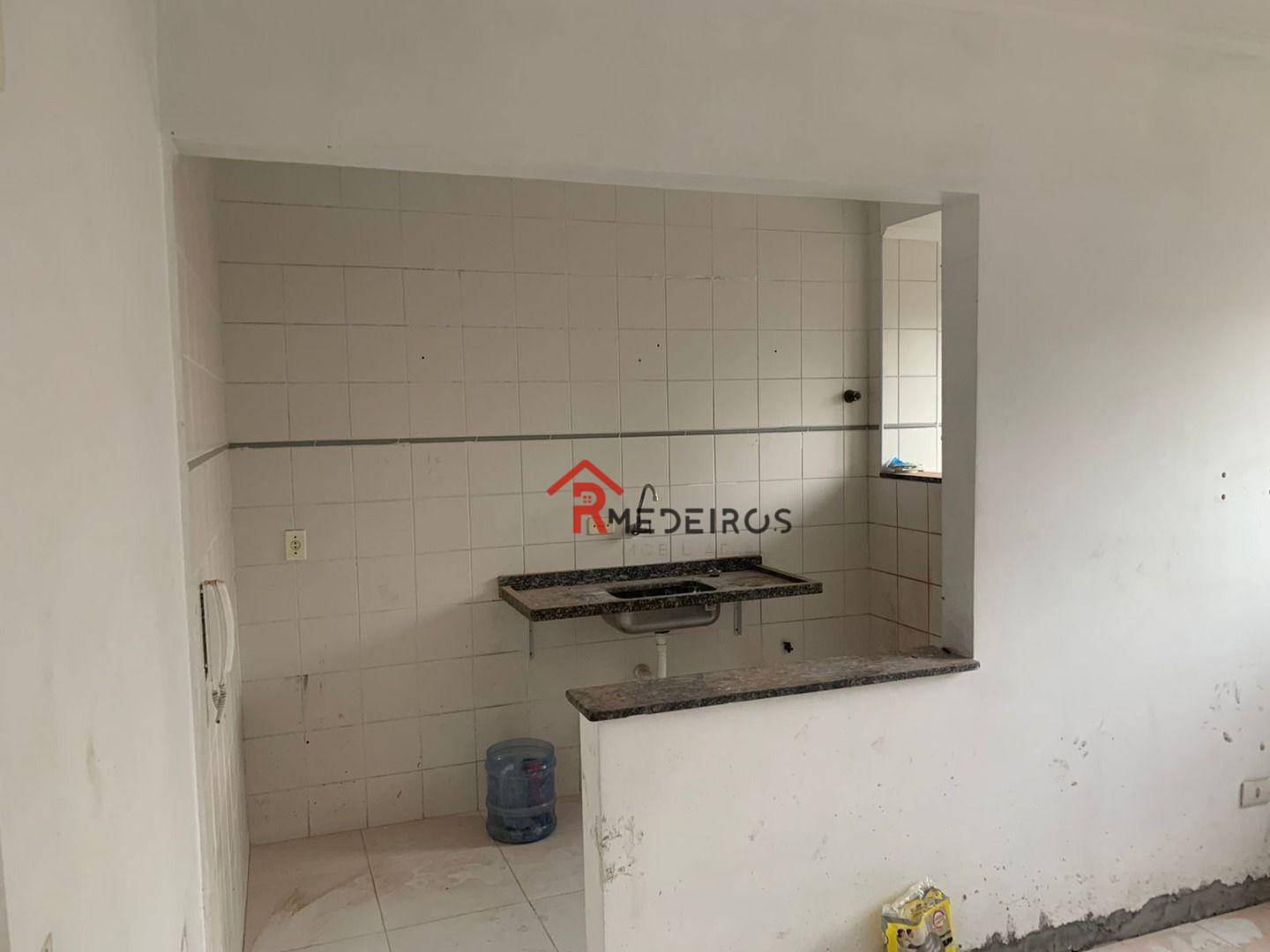 Apartamento à venda com 1 quarto, 42m² - Foto 3