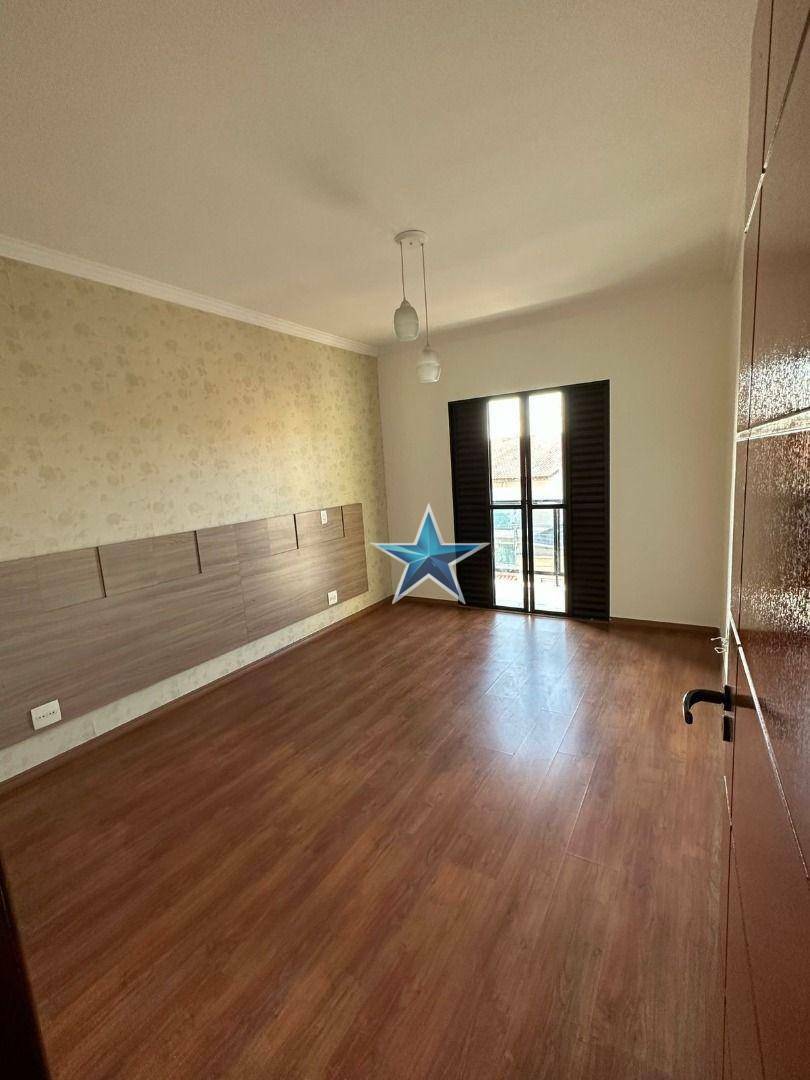 Sobrado à venda com 4 quartos, 224m² - Foto 16