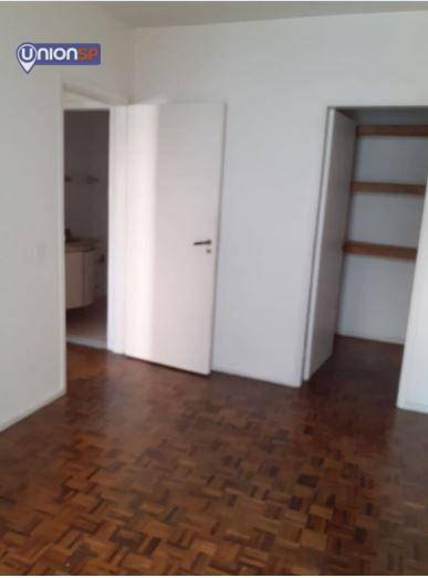 Apartamento à venda com 2 quartos, 78m² - Foto 4