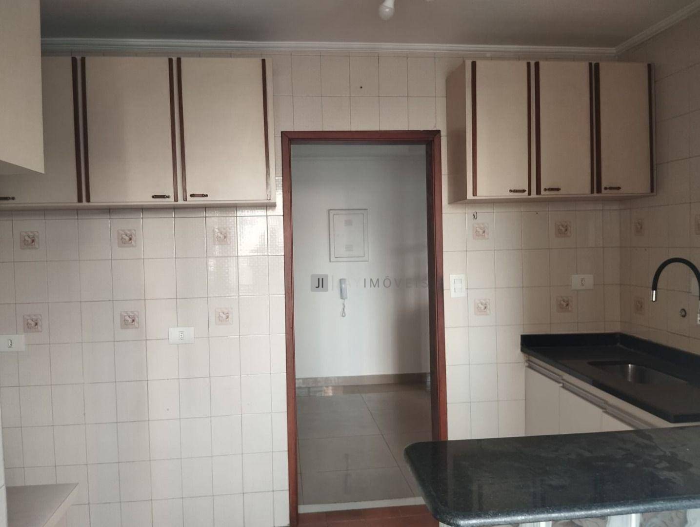 Apartamento à venda com 3 quartos, 101m² - Foto 17