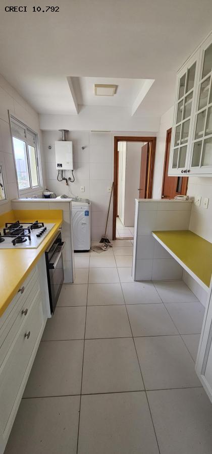 Apartamento à venda com 4 quartos, 212m² - Foto 29