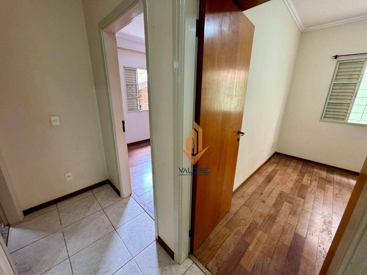 Casa à venda com 3 quartos, 169m² - Foto 11