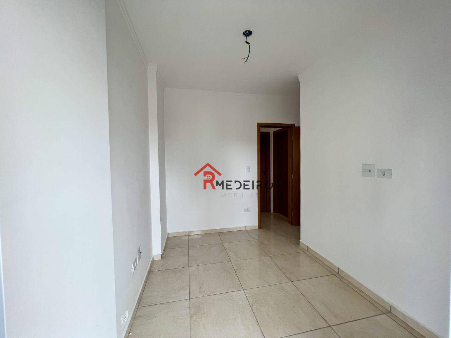 Apartamento à venda com 2 quartos, 69m² - Foto 9