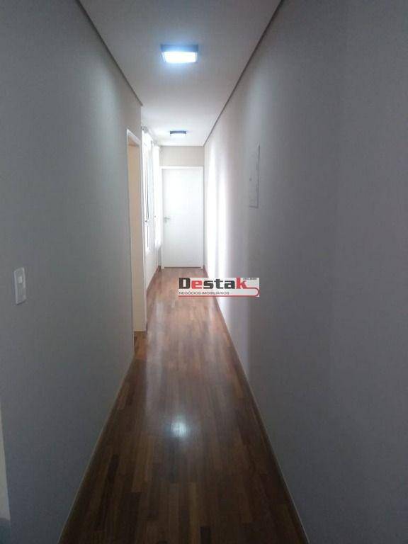 Sobrado à venda com 3 quartos, 318m² - Foto 19