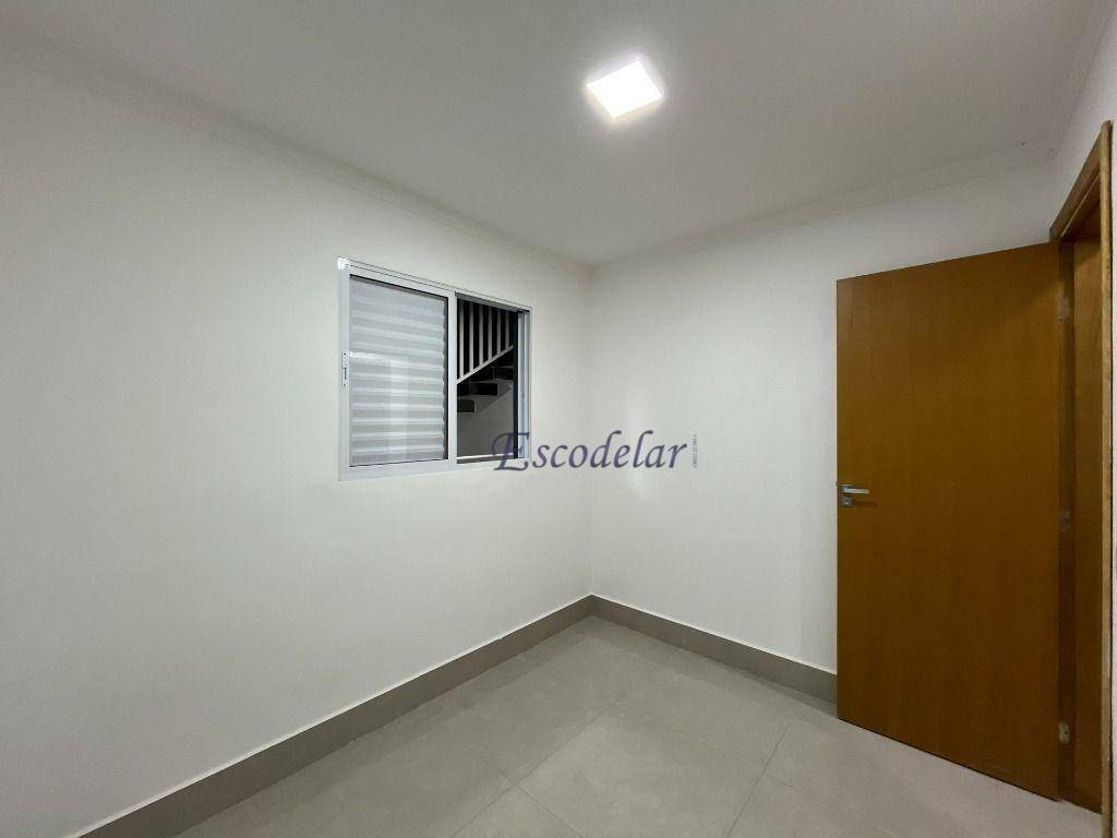 Apartamento à venda com 2 quartos, 37m² - Foto 12