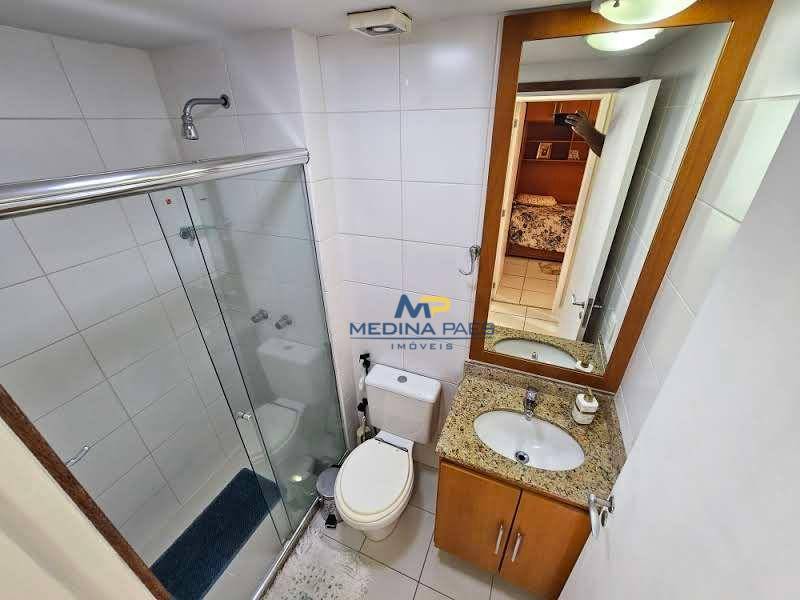 Apartamento à venda com 2 quartos, 75m² - Foto 10