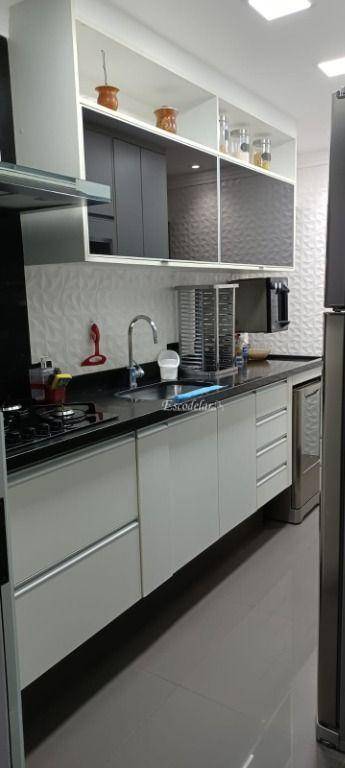 Apartamento à venda com 3 quartos, 94m² - Foto 8