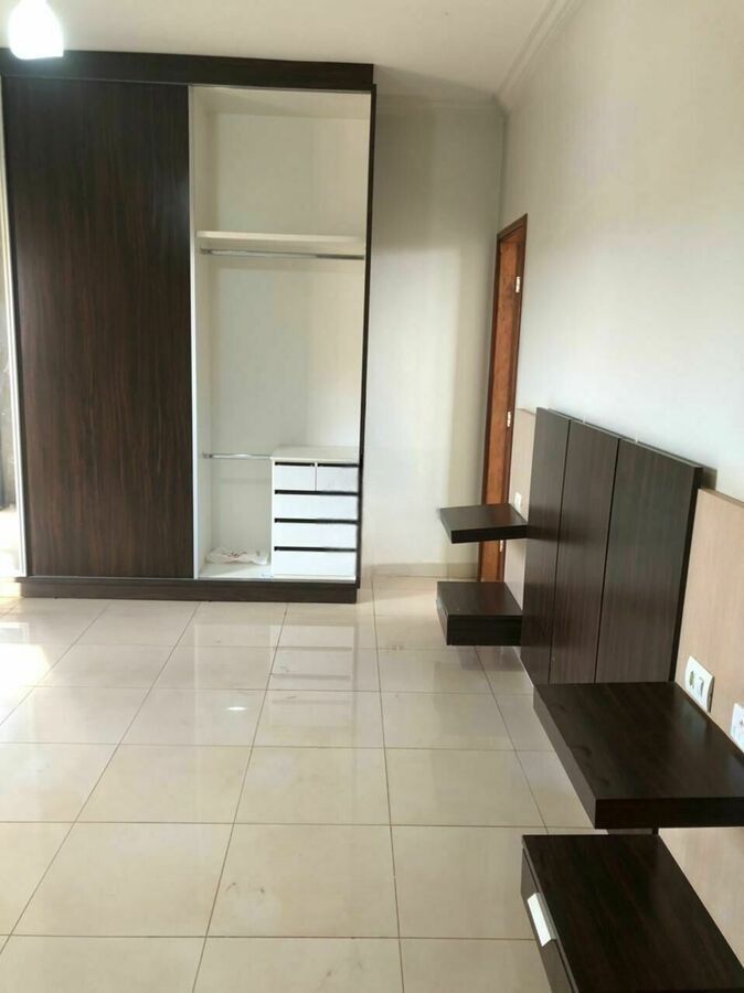 Casa para alugar com 4 quartos, 80m² - Foto 4