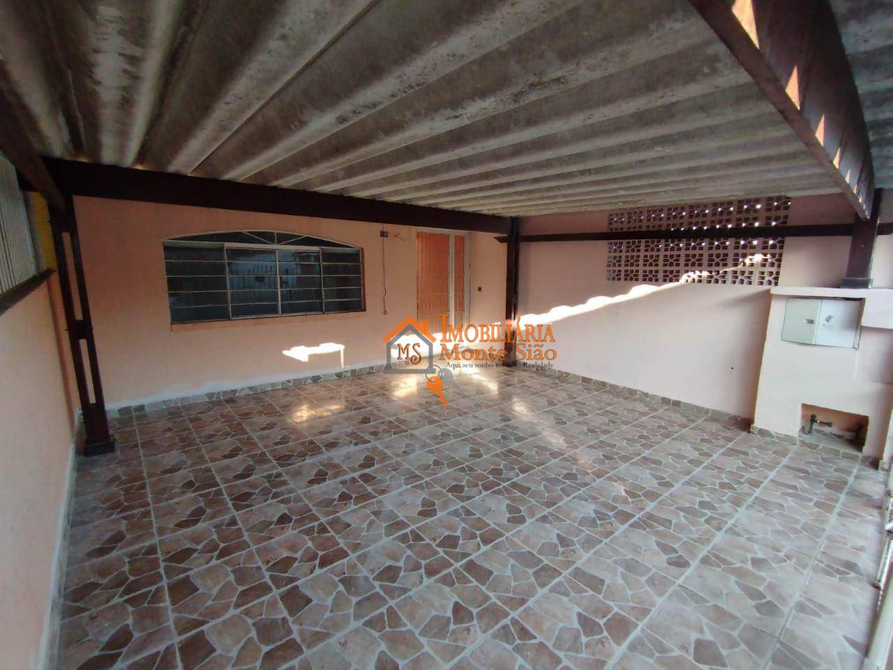 Sobrado à venda com 2 quartos, 154m² - Foto 1