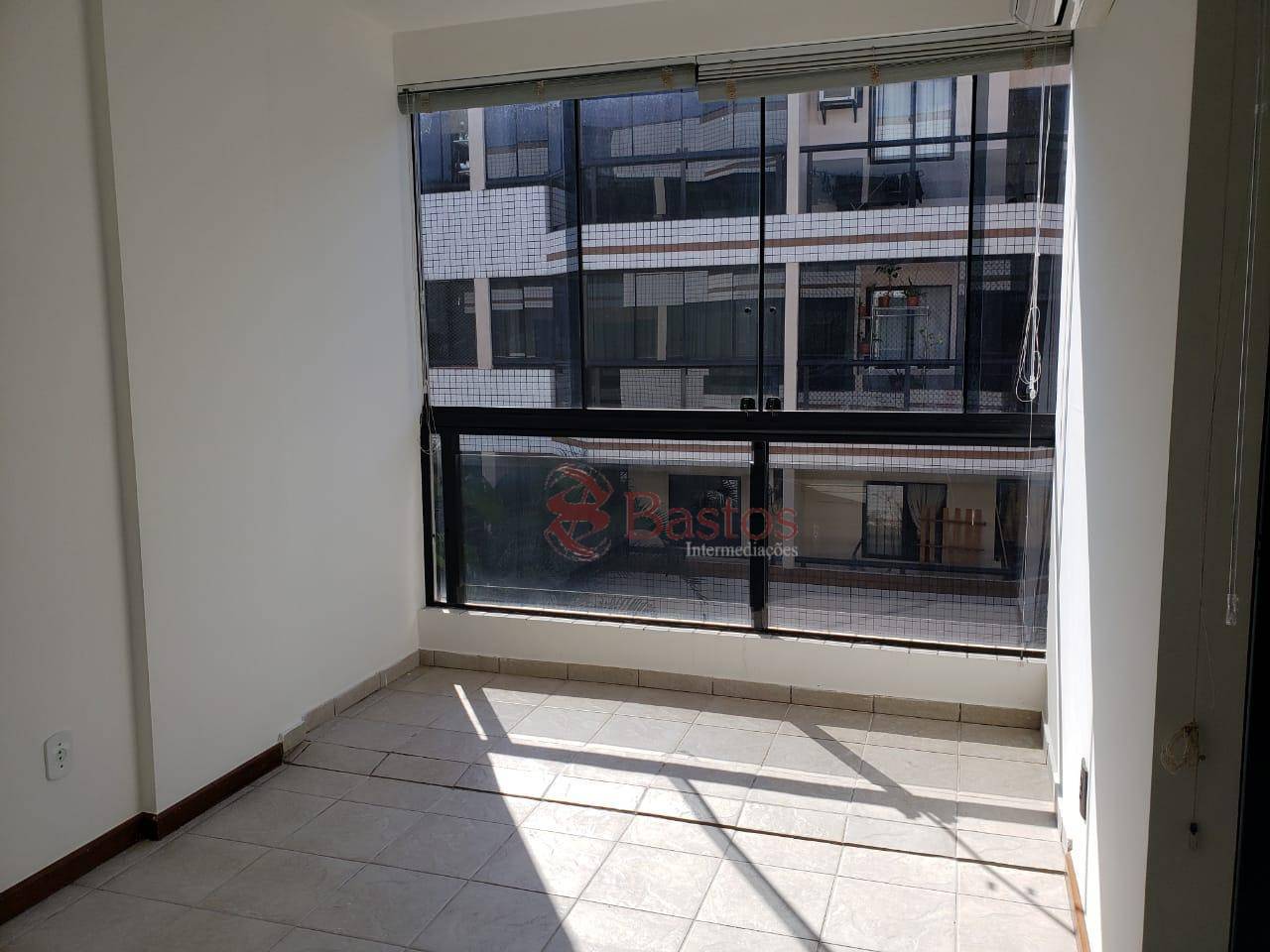 Apartamento para alugar com 1 quarto, 34m² - Foto 3