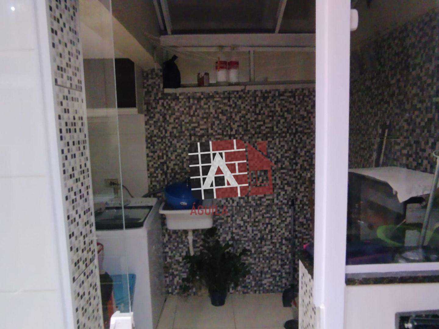 Sobrado à venda com 2 quartos, 60m² - Foto 17