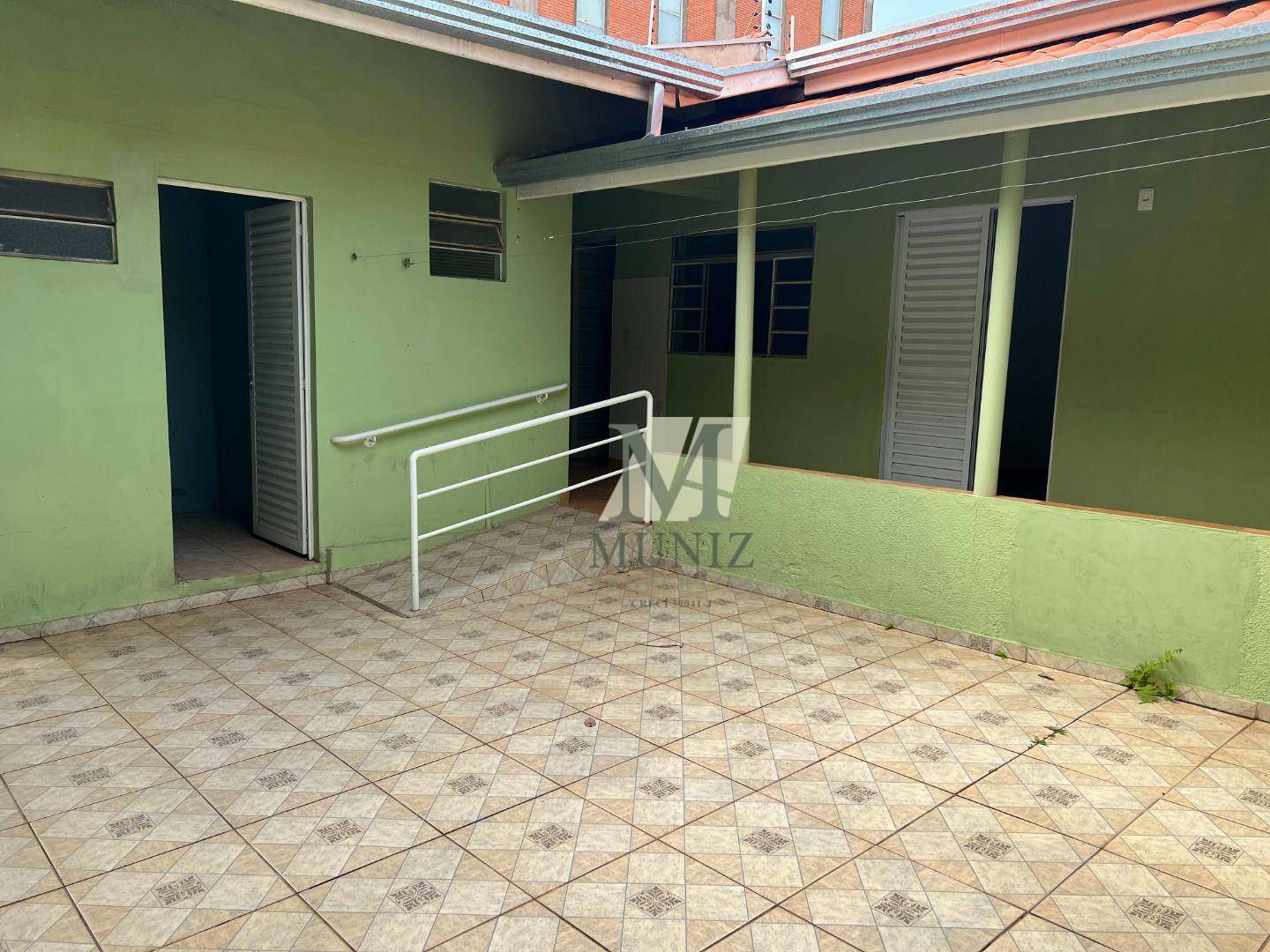 Casa à venda com 4 quartos, 199m² - Foto 18